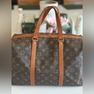 Authentic Vintage Louis Vuitton Sac Souple 35